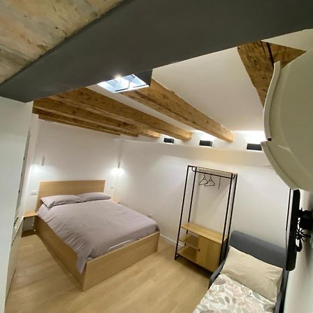 Oasi Central - Appartamento In Pieno Centro Триест Экстерьер фото