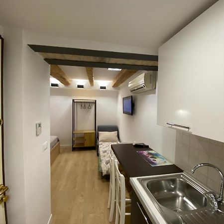 Oasi Central - Appartamento In Pieno Centro Триест Экстерьер фото